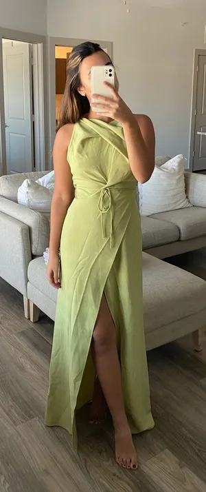 One Fell Swoop Cult Maxi in Grass Green Size 6 thumbnail 1