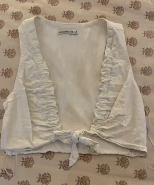 Abercrombie Top thumbnail 1