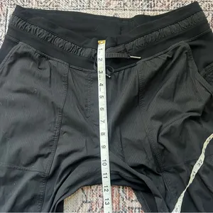 Lululemon Dance Studio Mid-Rise Crop 25" Black Pants Size 12 thumbnail 13