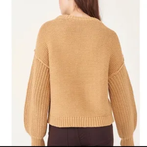 Dream Cable Knit thumbnail 6