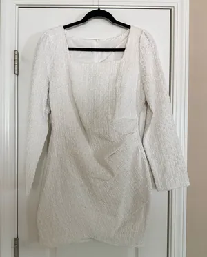 Dress thumbnail 1