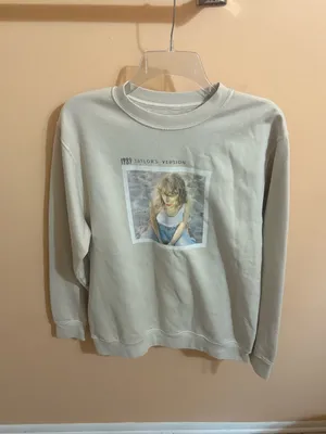 Taylor Swift 1989 Taylor’s Version Beige Polaroid Crewneck thumbnail 3
