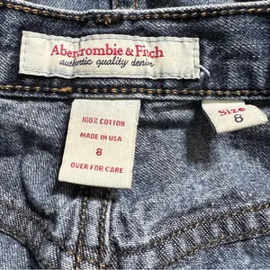 Abercrombie & Fitch Y2K Cotton Medium/Dark Wash Denim Mini Skirt Size 8 thumbnail 3