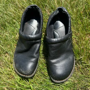 BøC Black Leather Clogs Size 9 thumbnail 4