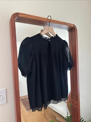 Aritzia Wilfred Wuthering Blouse Black Smocked Sheer Puff Sleeve Chiffon XS thumbnail 9