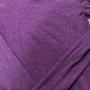 Lululemon long sleeve top size 6 VGUC thumbnail 6