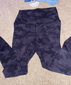 CRZ Yoga camo leggings thumbnail 1