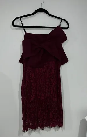 Soieblu burgundy bow front Lace Dress thumbnail 5