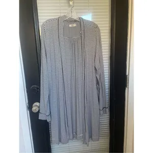 UGG Women’s Black / White Stripe Robe Kimono Size L thumbnail 11