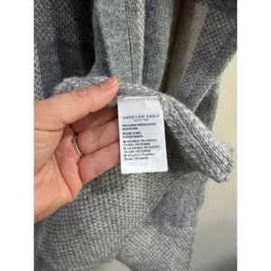 American Eagle Grey Plaid Open Front Cardigan Sweater Medium Pockets Oversized thumbnail 4