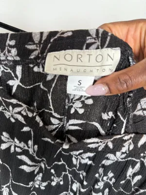 Vintage Black and Gray Floral Skirt Size S thumbnail 3