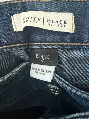 WHITE HOUSE BLACK MARKET WHBM Blanc Dark Wash Embellished Jeans Size 8 thumbnail 3