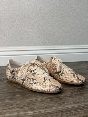 Dolce Vita Snakeskin Print Lace-Up Sneakers Size 7.5 thumbnail 14
