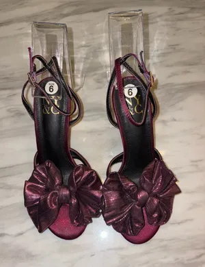 NY&C New York & Company Plum Metallic Plisse Bow Heel Sandals Size 6 thumbnail 1