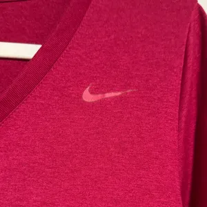 Nike Women's Short Sleeve Tee in Deep Red thumbnail 2
