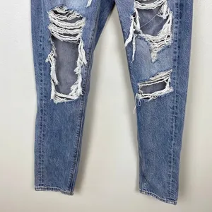 American Eagle‎ Highest Rise Mom Jeans Destroyed Light Wash Slim Leg Size 00 thumbnail 3