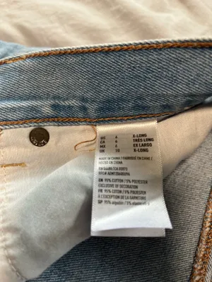 American Eagle Distressed Light Wash Mom High-Rise Jeans 6 thumbnail 4