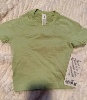 Lululemon Swiftly Tech Cropped Short Sleeve thumbnail 1