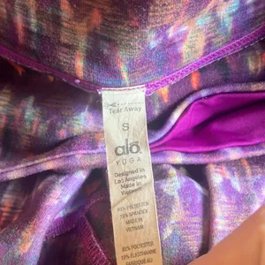 FINAL MARKDOWN Alo Colorful Patterned Athletic Shorts small thumbnail 3