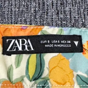 Zara Women’s Floral Pants thumbnail 8