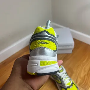 Saucony Grid Jazz 9 Yellow Silver Size 5.5M/7W thumbnail 19