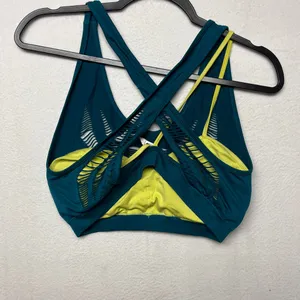 Women's Fabletics Turquoise/Black Zebra Print Cloud Blue Crossback Sports Bra M thumbnail 3