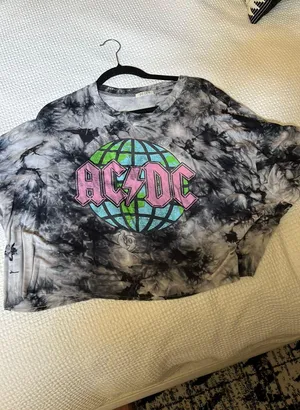 Graphic Tee Gray Size M thumbnail 1