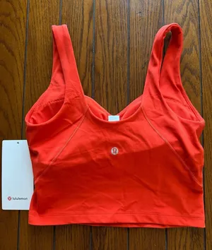 Lululemon Align Cropped Tank Padded Cherry Ember Size 4 NWT thumbnail 1