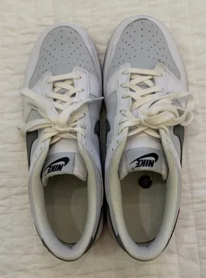 Nike Dunks thumbnail 1