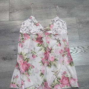 Y2K Victoria's Secret Pink Floral Rose Lace Babydoll Tank Sleepwear Medium 2002‎ thumbnail 2