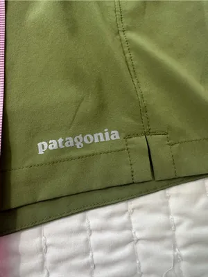 Patagonia Breathable Women’s Terrebonne Caper Green Drawstring Athletic Shorts M thumbnail 6