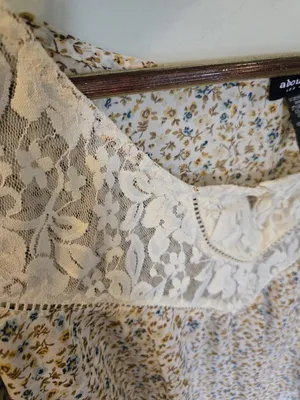 About A Girl Cream Floral Lace Yoke Blouse thumbnail 2