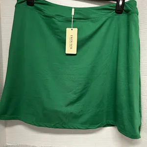 Ekouaer Kelly Green Athletic Skort New with flaw thumbnail 2