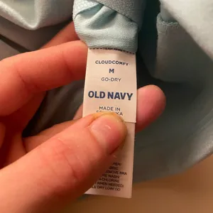 Old Navy sleeveless light blue tank top thumbnail 4