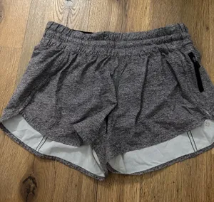 Lululemon Shorts thumbnail 1