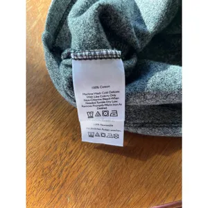 Eddie Bauer Gray Short Sleeve V-Neck Shirt Women's Size Small thumbnail 5