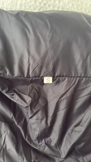 Black vest thumbnail 2