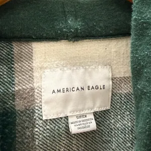 American Eagle Cozy Plaid Flannel Button Down‎ Oversized Shacket Green Small thumbnail 3