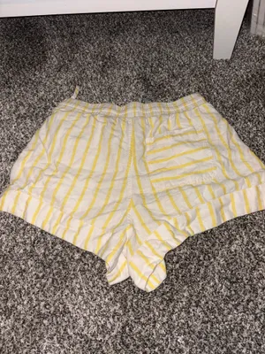 Universal Threads White Linen Shorts with Yellow Stripes thumbnail 4