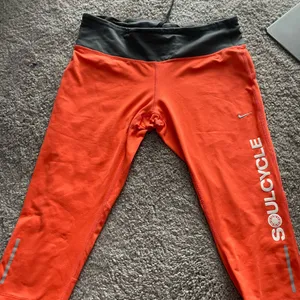 Nike soulCycle legging large thumbnail 4