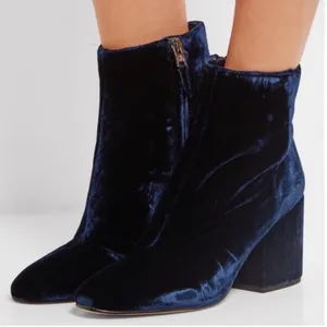 Sam Edelman Tinsley Navy Blue Velvet Block Heel Ankle Booties Sz 11 M Whimsigoth thumbnail 1