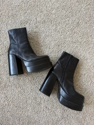 Steve Madden Cobra Platform Boots Black thumbnail 3