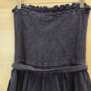 {LT} Abercrombie & Fitch Navy Strapless Pant Romper thumbnail 8