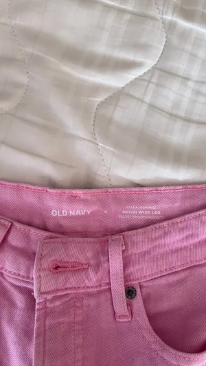 Old navy pink jeans thumbnail 3