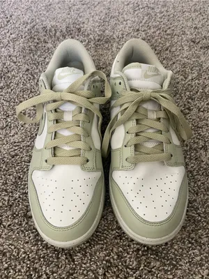 Women’s Nike Dunk Low Next Nature Olive Aura Sneakers Size 9 thumbnail 4