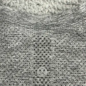 Lululemon x Peloton Swiftly Short Sleeve T Shirt Gray Athletic Workout Women's 8 thumbnail 3