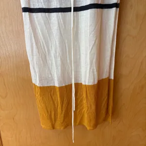FRAME Striped Maxi Dress Womens S Cream Navy Mustard Linen Blend V-Neck Slit thumbnail 3