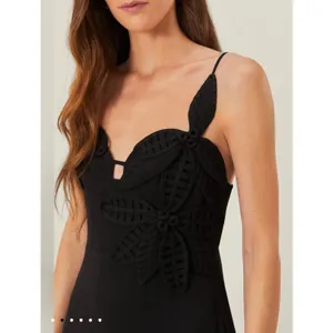NEW Farm Rio Women’s Black Flowered Bust Midi Dress size XS thumbnail 3