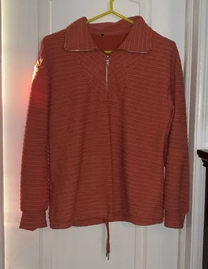Source Unknown BURNT ORANGE TOP WITH DRAW STRING ON BOTTOM HEM LONG SLEEVES TEXTURED MATERIAL thumbnail 1