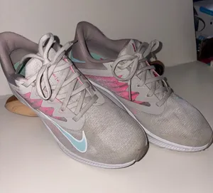 Nike Quest 3 Women's Running Shoes Grey Pink Blue Athletic Sneakers thumbnail 1